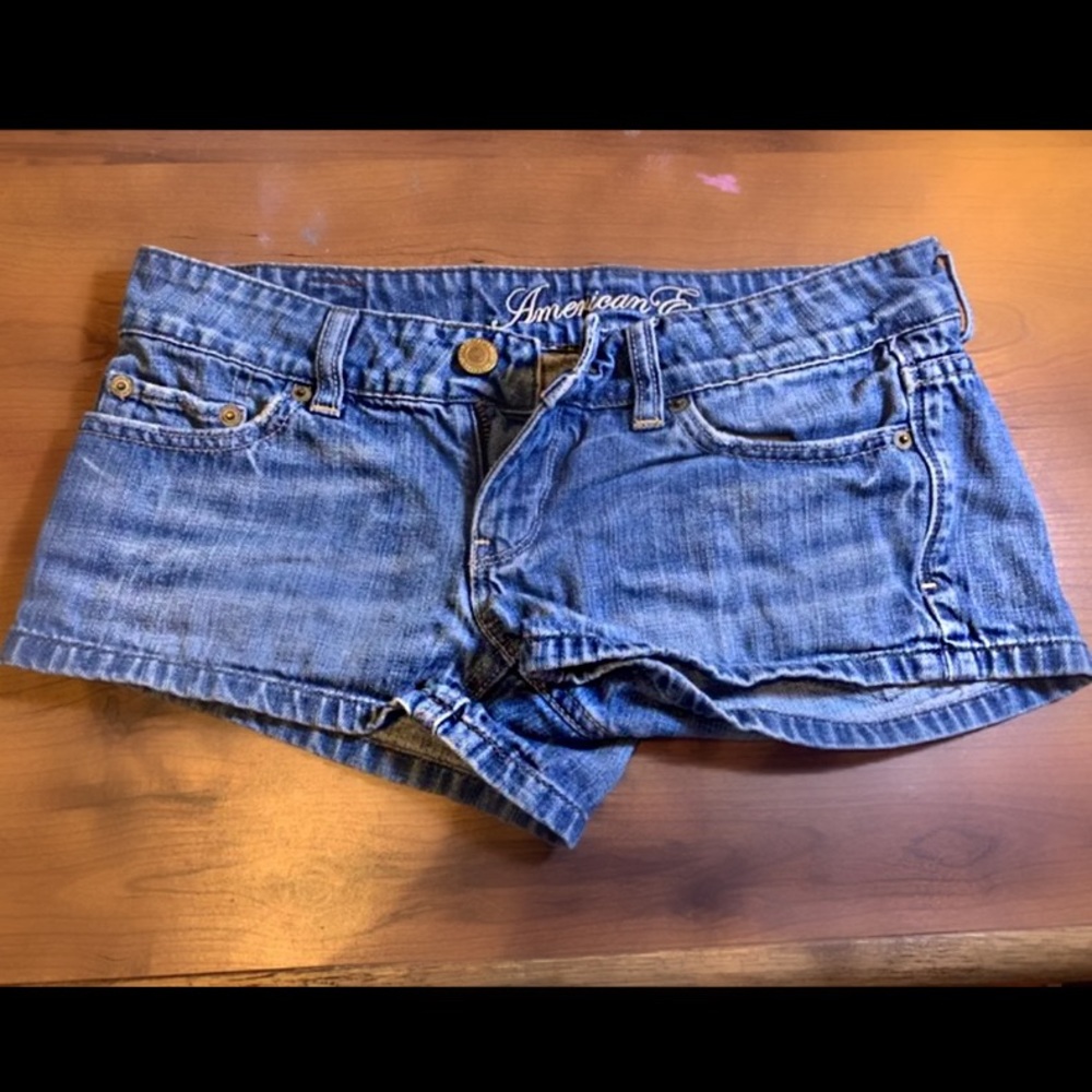 AMERICAN EAGLE JEAN SHORTS